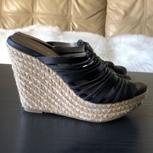 Me Too black Wedges Sandals, Leather Upper ❤️